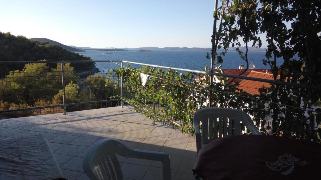 Apartments With A Parking Space Sali, Dugi Otok - 8181 Екстер'єр фото
